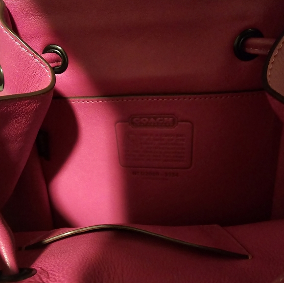 Coach pink backback - Picture 6 of 11